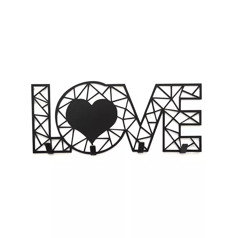 Metalowy wieszak z napisem Love